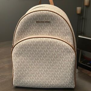 MICHAEL KORS BACKPACK *LARGE*